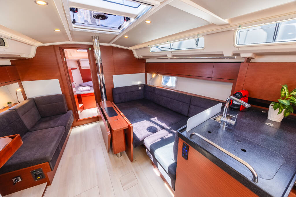 Segelyachten Hanse 418 Dafne