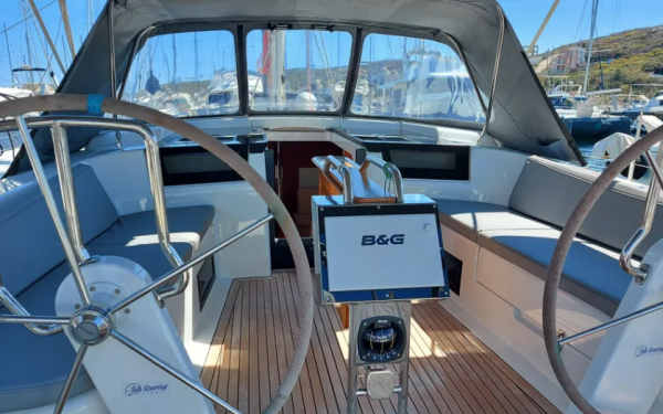 Hanse 418 Themisto Lavrion - Olympic Marine