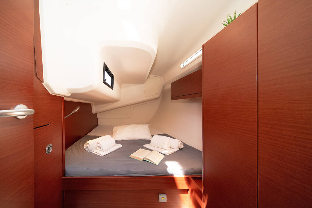 Segelyacht Hanse 418 Azur