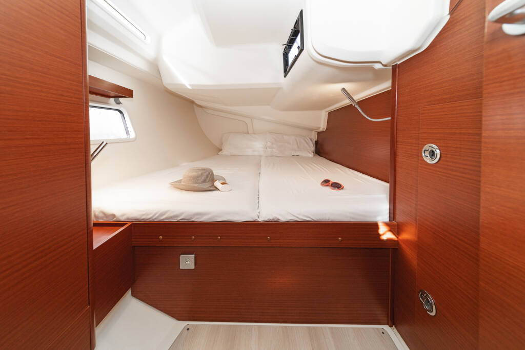 Segelyachten Hanse 418 Azur
