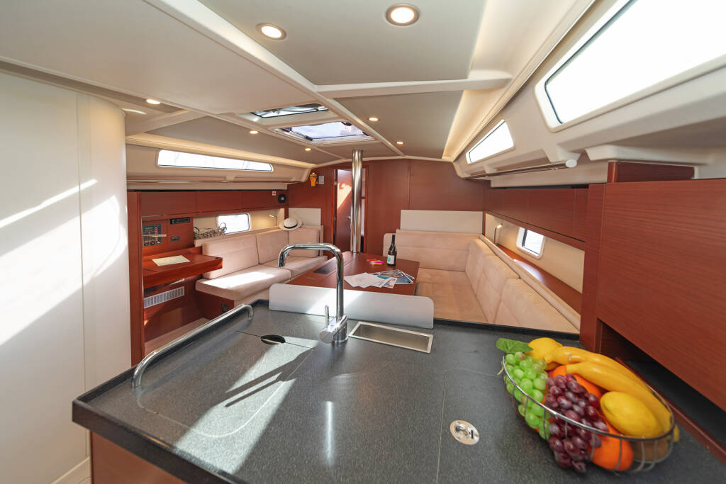 Segelyachten Hanse 418 Azur