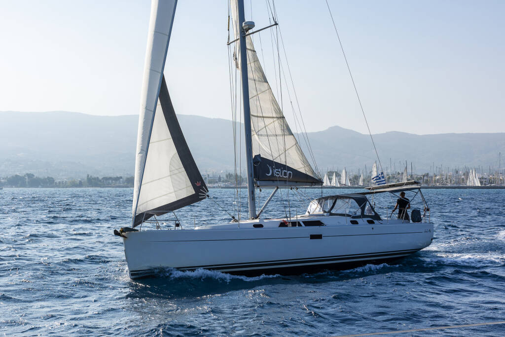 Sailing yacht Hanse 430 Tria S