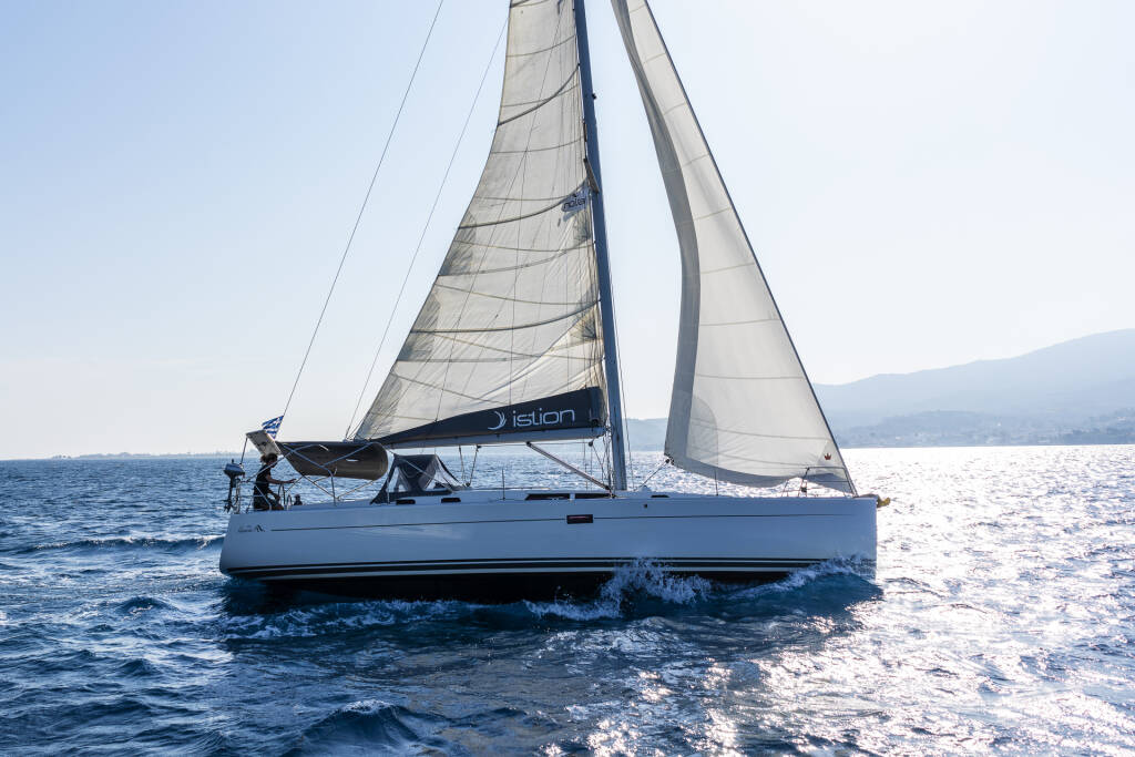 Sailing yacht Hanse 430 Tria S