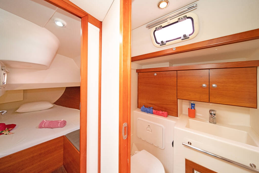 Sailing yacht Hanse 430 Tria S