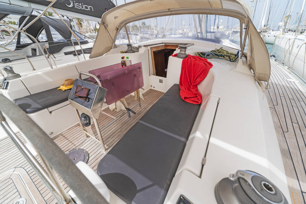 Sailing yacht Hanse 430 Tria S