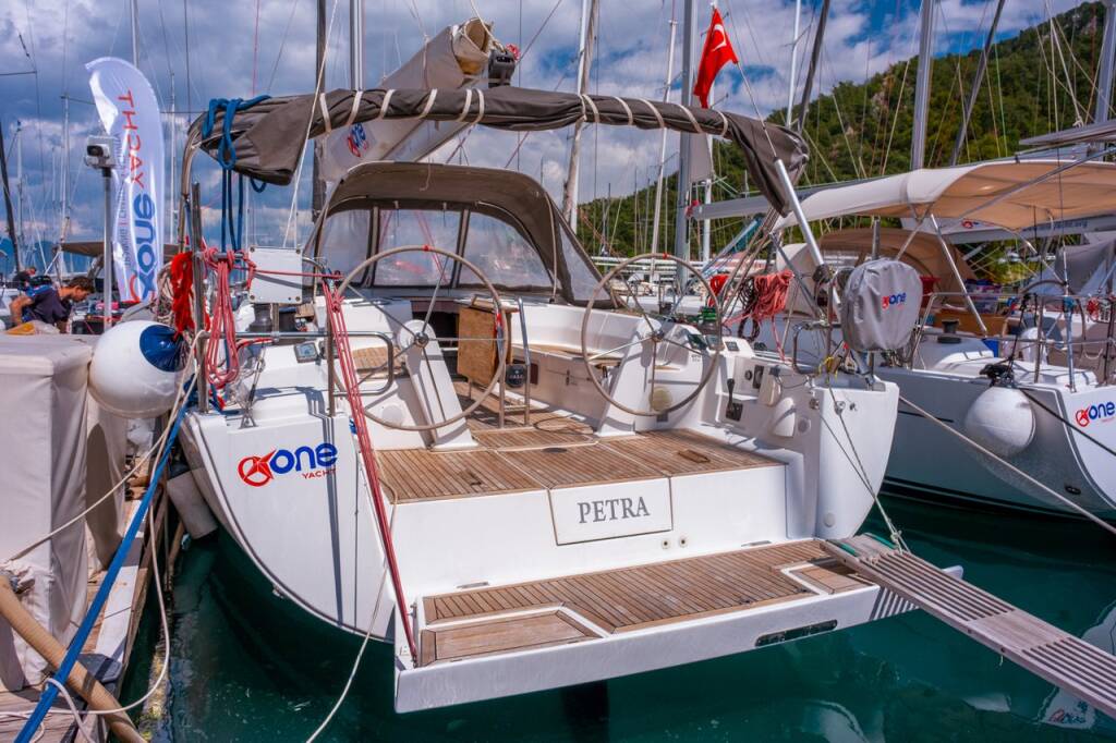 Segelyachten Hanse 445 Petra