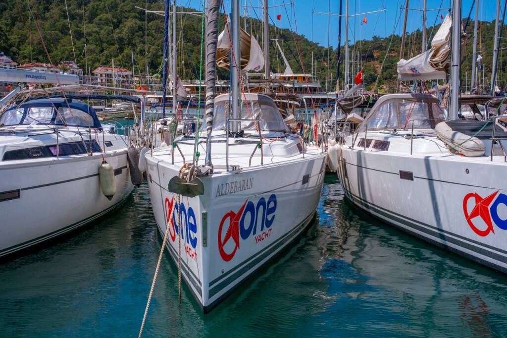 Segelyachten Hanse 445 Aldebaran