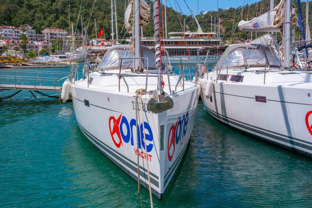 Segelyachten Hanse 445 Taurus 6