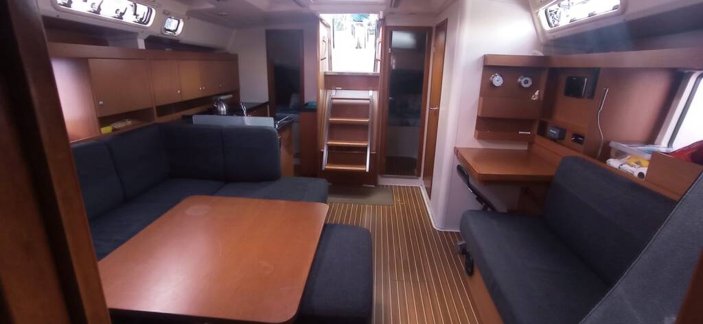 Sailing yacht Hanse 445 Juana