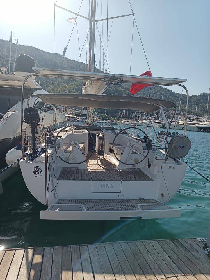 Segelyachten Hanse 445 Pina