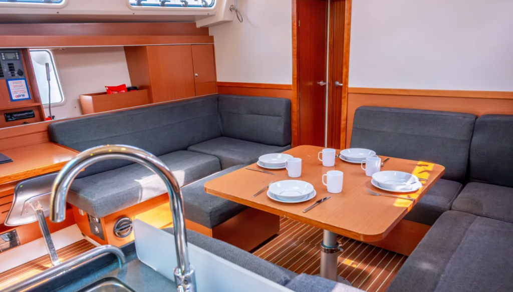Sailing yacht Hanse 445 Taurus