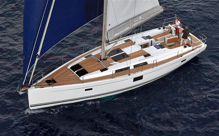 Sailing yacht Hanse 455 Audrey