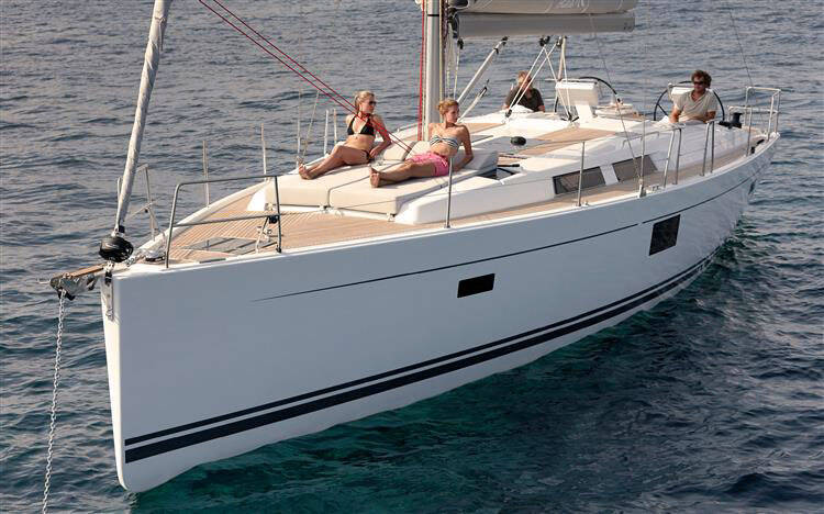 Sailing yacht Hanse 455 Audrey