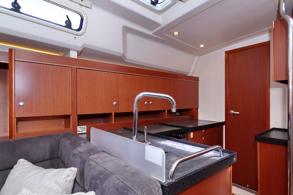 Sailing yacht Hanse 455 Audrey