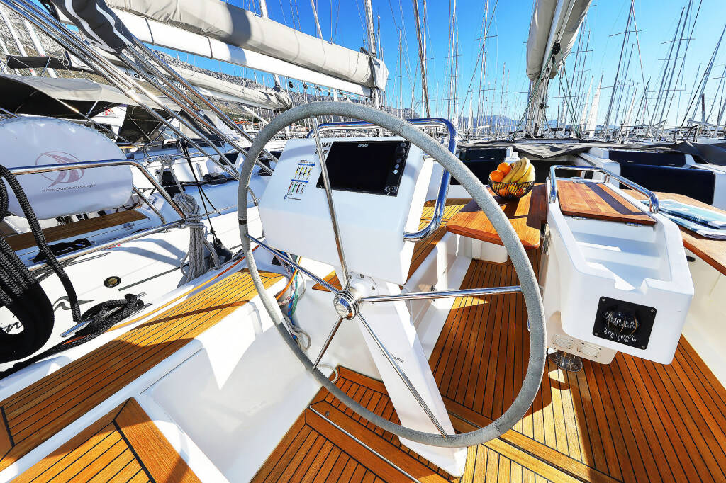 Sailing yacht Hanse 455 Lorelei