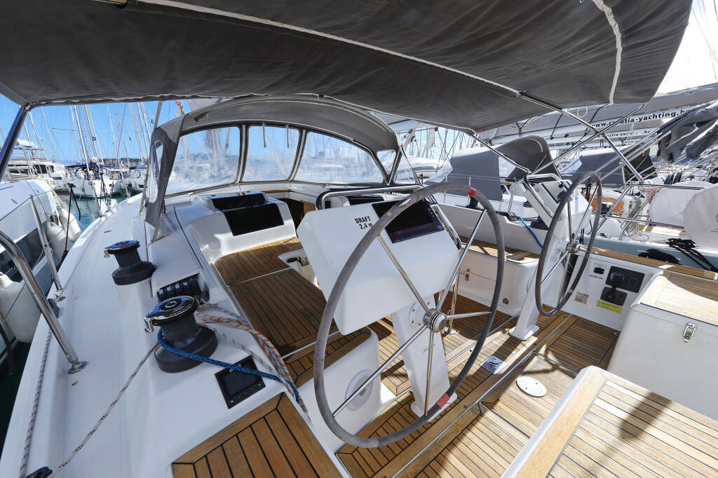 Segelyacht Hanse 455 Scarlett
