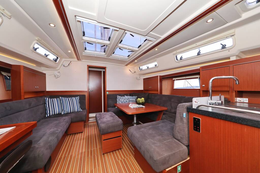 Segelyachten Hanse 455 Bare Necessities