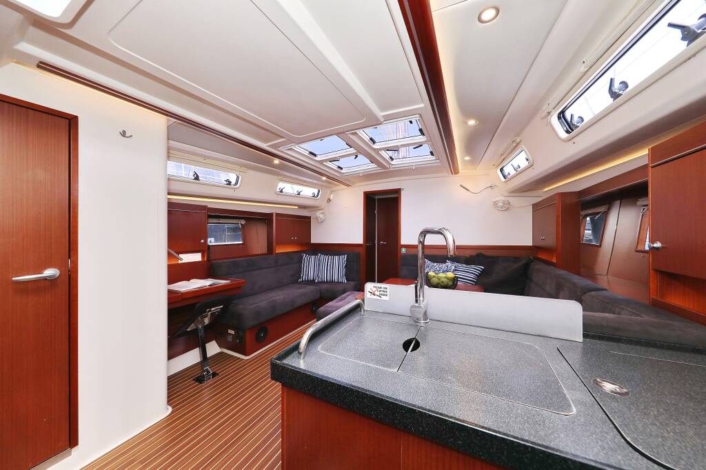 Segelyachten Hanse 455 Bare Necessities