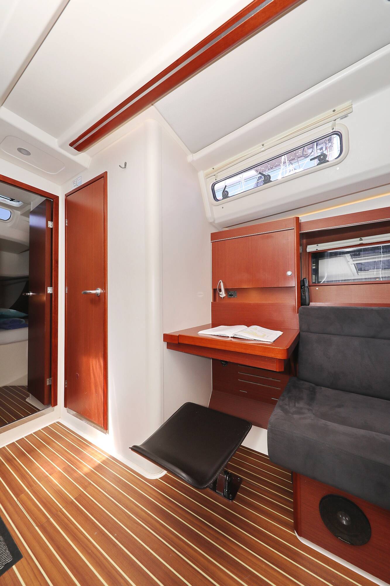 Segelyachten Hanse 455 Bare Necessities