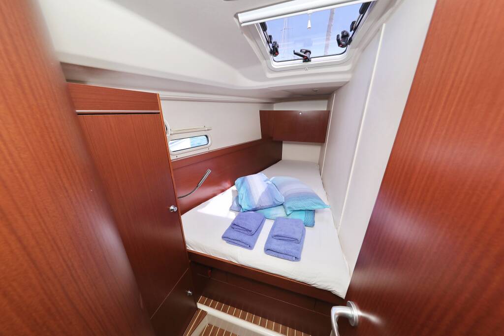 Segelyachten Hanse 455 Bare Necessities