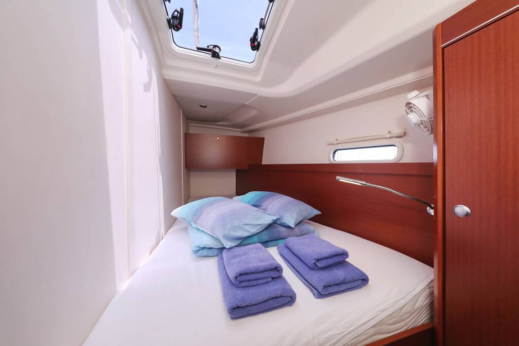 Segelyachten Hanse 455 Bare Necessities