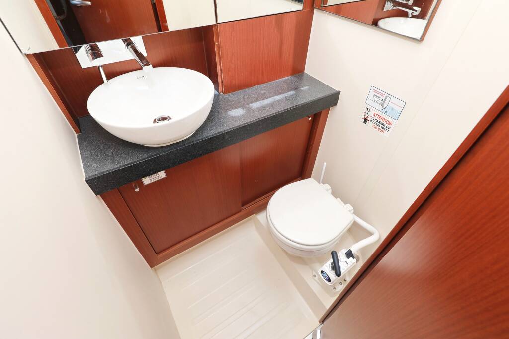 Segelyachten Hanse 455 Bare Necessities