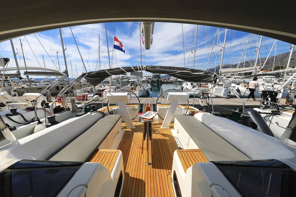Sailing yacht Hanse 455 Maxine II