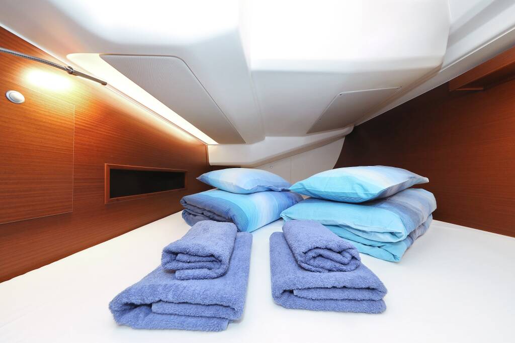 Sailing yacht Hanse 458 Janka