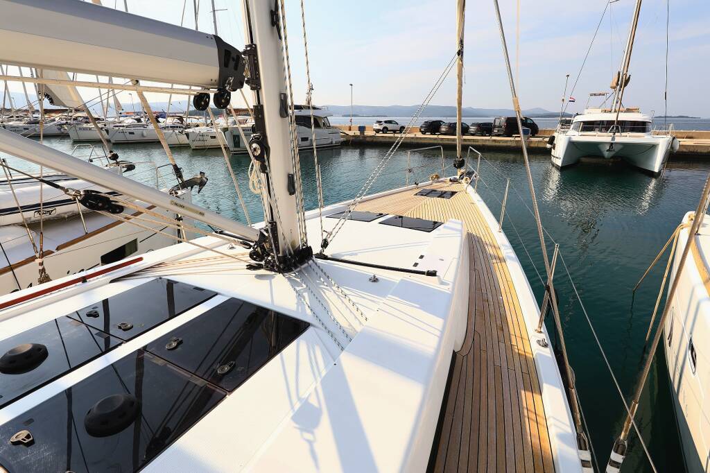 Sailing yacht Hanse 458 Amarena