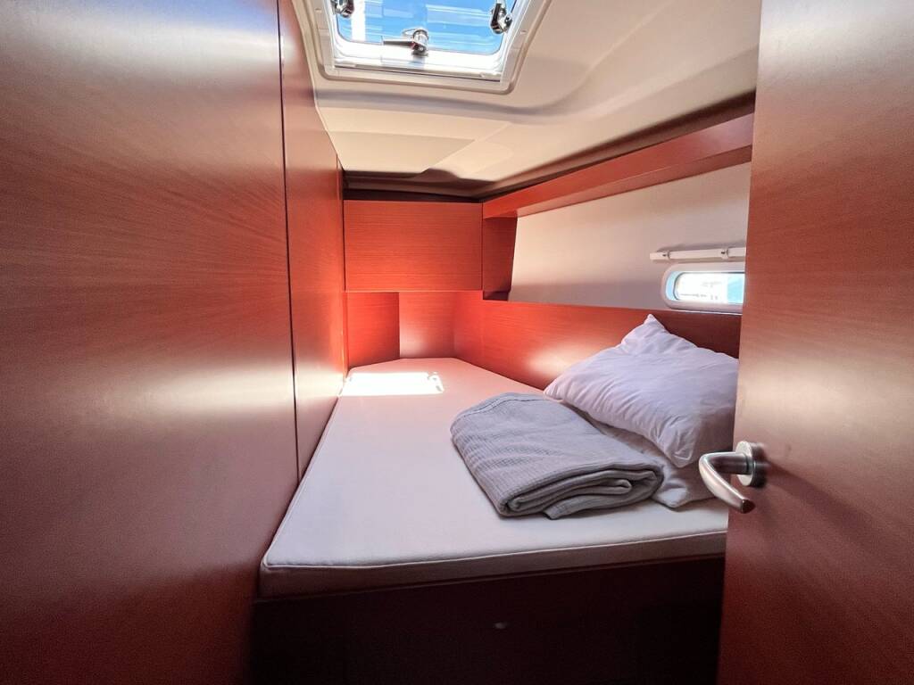 Sailing yacht Hanse 458 Bellatrix