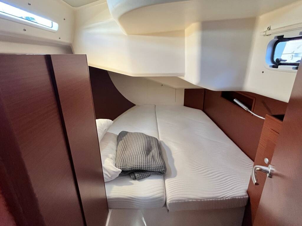 Sailing yacht Hanse 458 Bellatrix