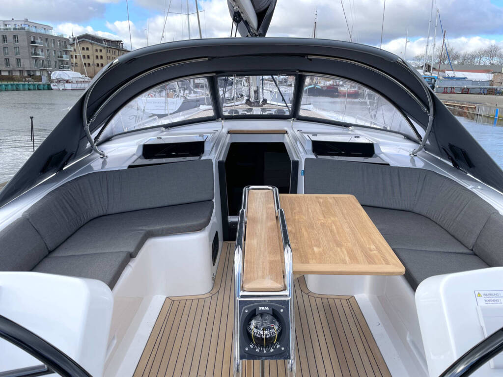 Segelyachten Hanse 458 Namaka Elua