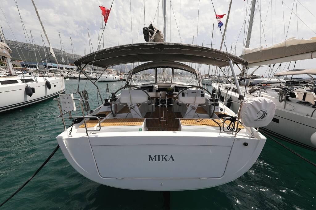 Segelyachten Hanse 458 Mika