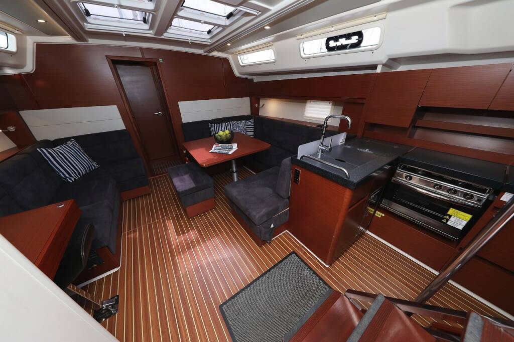 Segelyachten Hanse 458 Mika