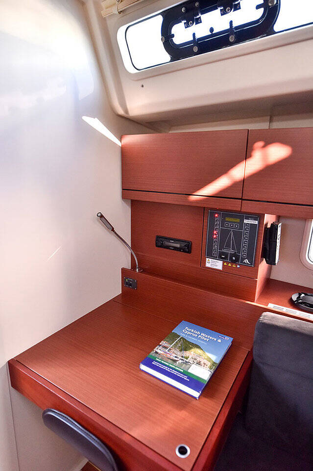 Sailing yacht Hanse 458 Gobun