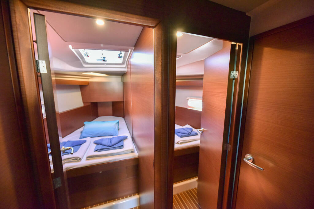 Sailing yacht Hanse 458 Gobun