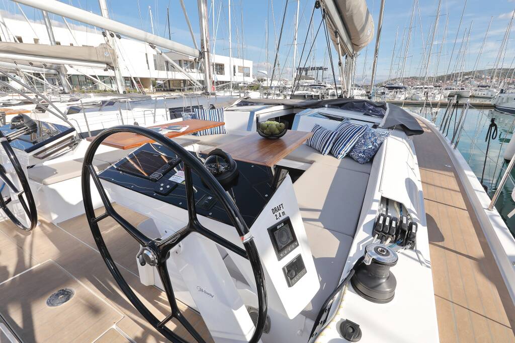 Sailing yacht Hanse 460 Chrisphi