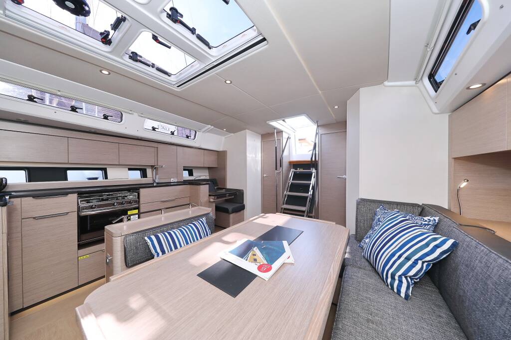 Sailing yacht Hanse 460 Chrisphi