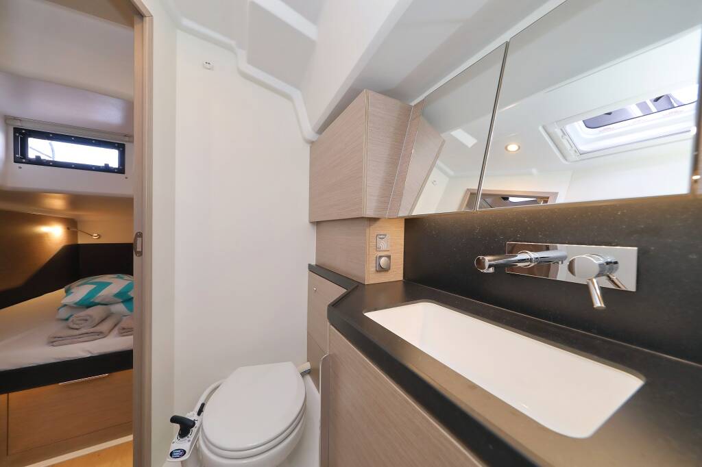 Sailing yacht Hanse 460 Chrisphi