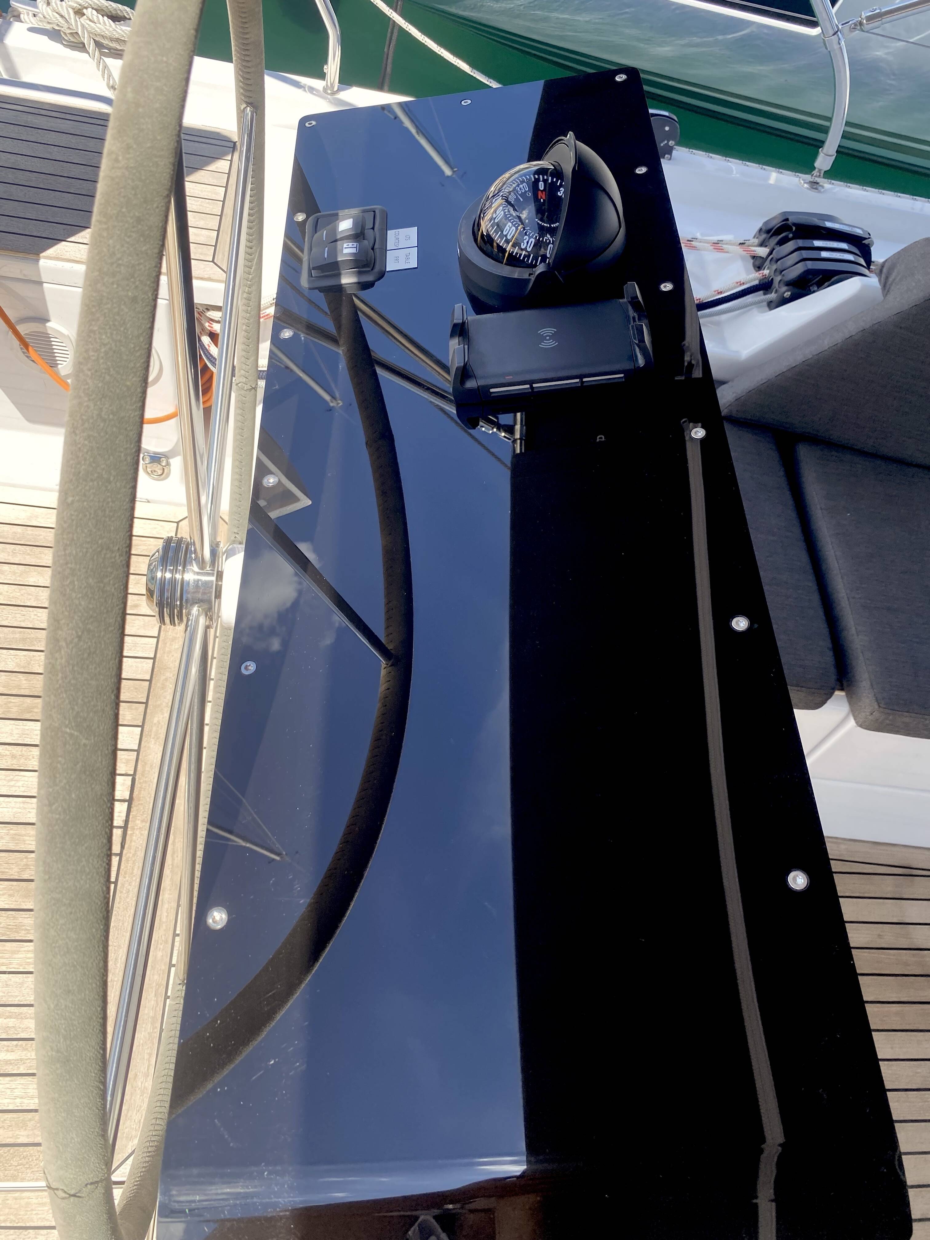Sailing yacht Hanse 460 Shadow of the wind