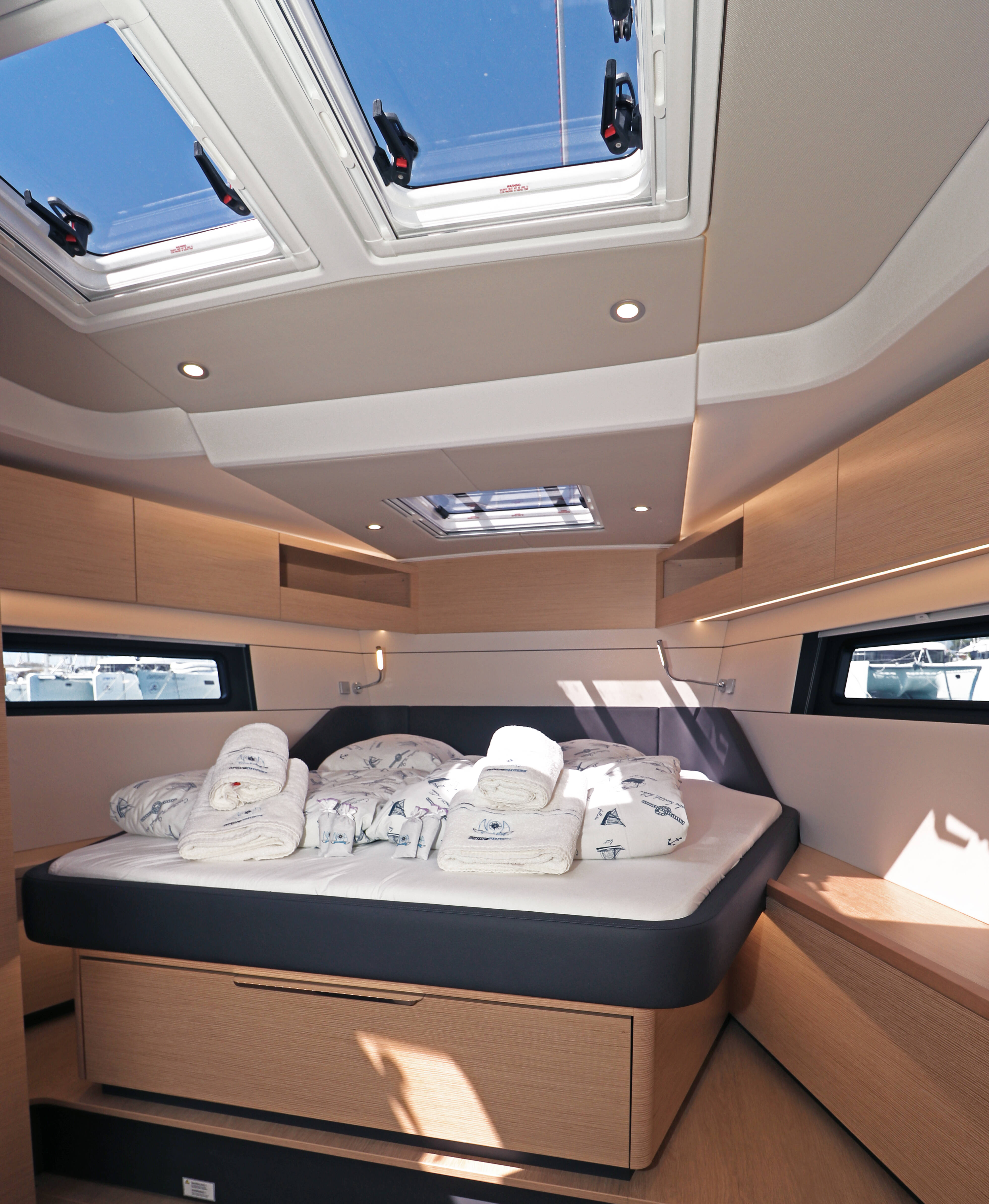 Sailing yacht Hanse 460 FeMi Star