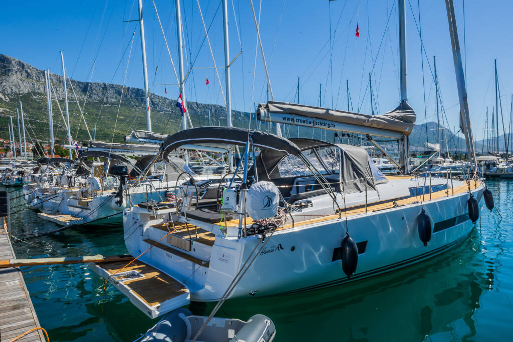 Sailing yacht Hanse 460 Pisch