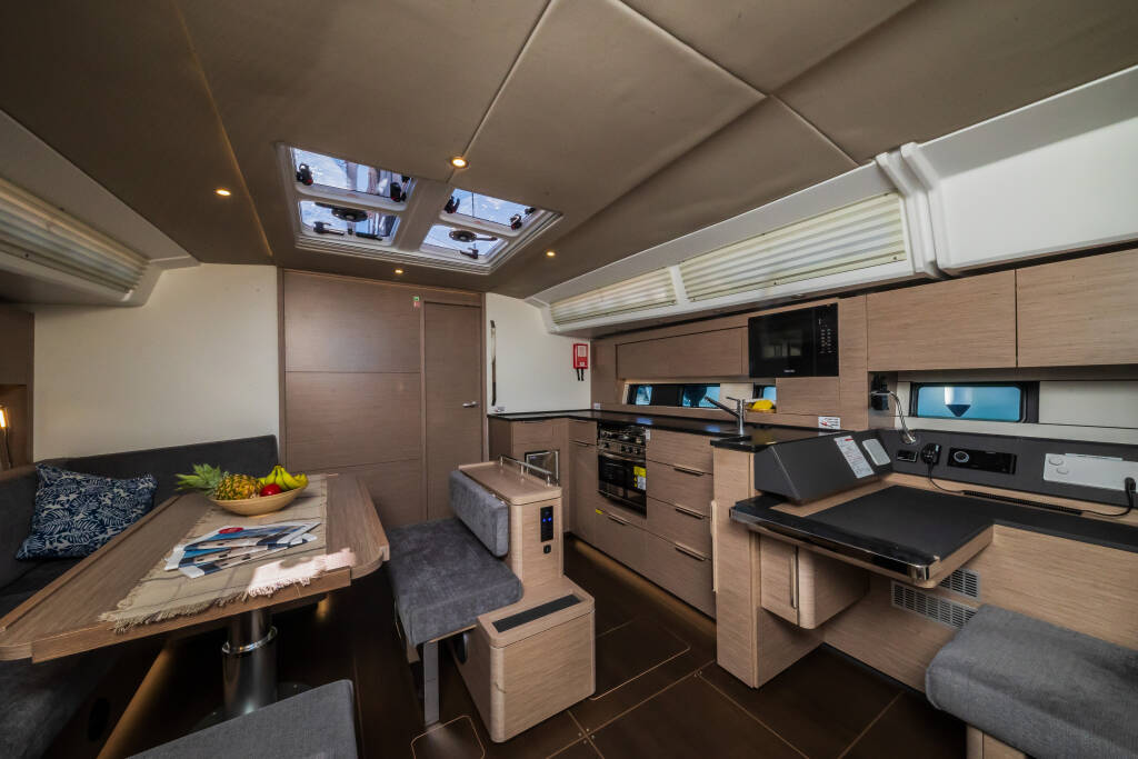 Sailing yacht Hanse 460 Pisch