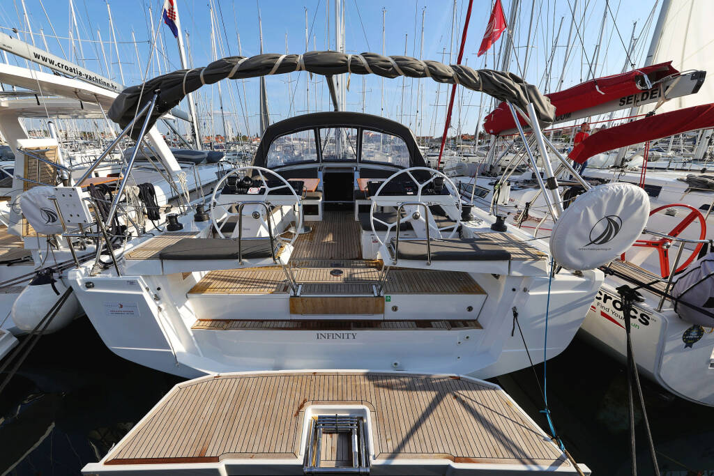 Sailing yacht Hanse 460 Infinity - OW