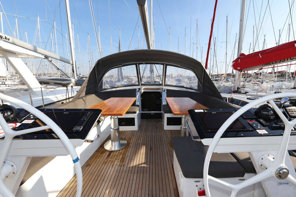 Sailing yacht Hanse 460 Infinity - OW