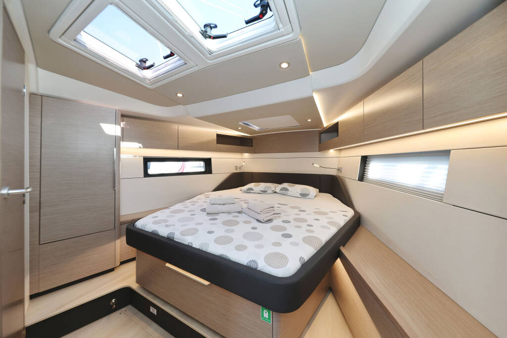 Sailing yacht Hanse 460 Infinity - OW
