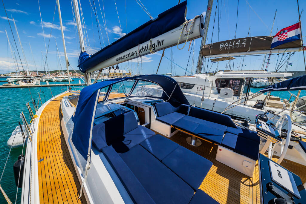 Sailing yacht Hanse 460 Whistler