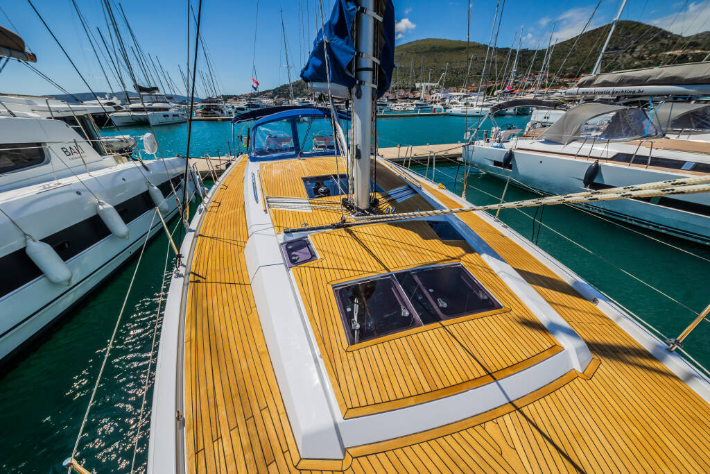 Sailing yacht Hanse 460 Whistler