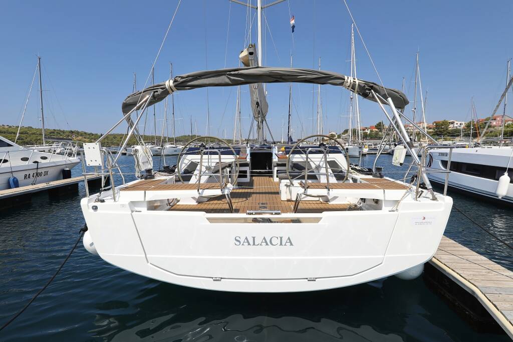 Sailing yacht Hanse 460 Salacia - OW