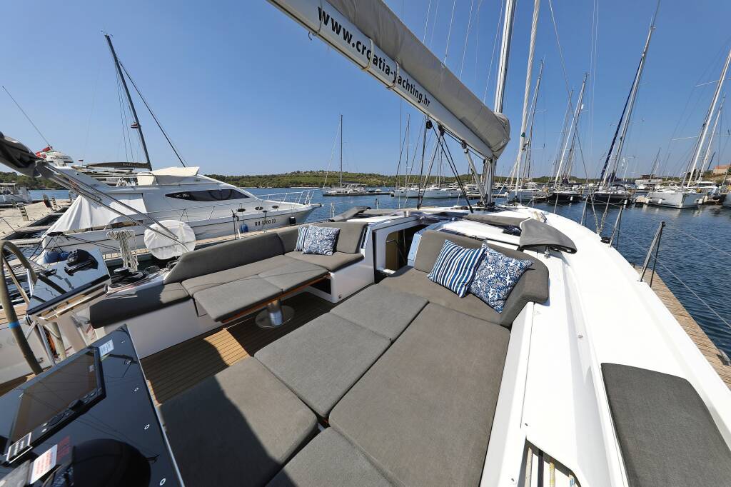 Sailing yacht Hanse 460 Salacia - OW